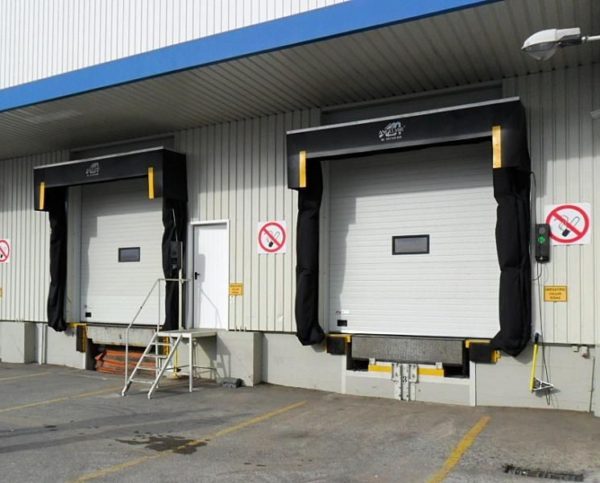 Puertas y Cortinas para Muelles