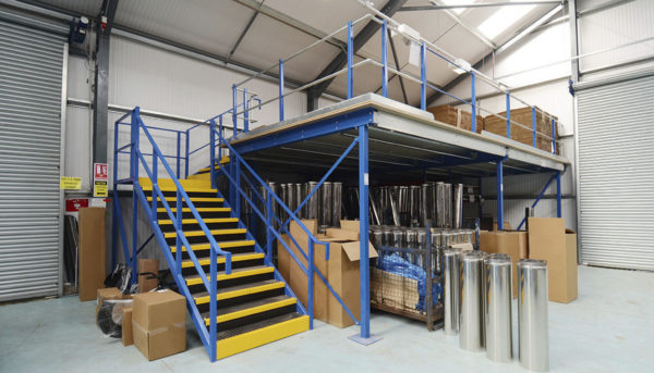 Estantería Mezzanine Piso Sólido
