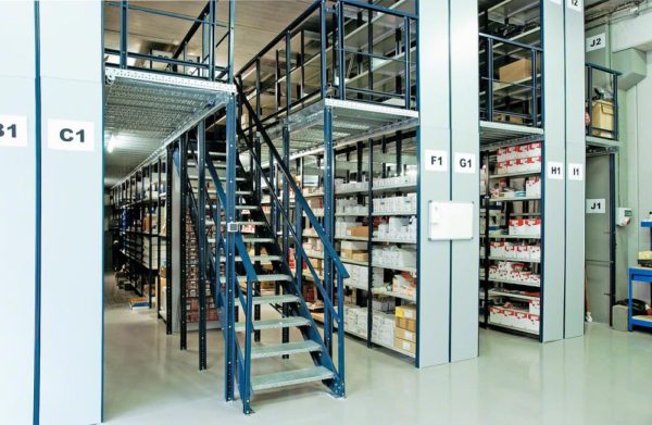 Estantería Mezzanine Piso Ranurado